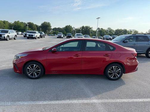 Currant Red 2024 Kia Forte LXS