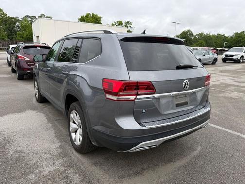 Platinum Gray Metallic 2019 Volkswagen Atlas 2.0T S