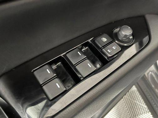 2022 Mazda CX-5 2.5 S Preferred Package