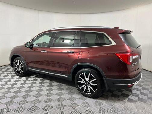 2020 Honda Pilot Touring 8-Passenger