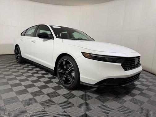 Platinum White Pearl 2026 Honda Accord Hybrid Sport