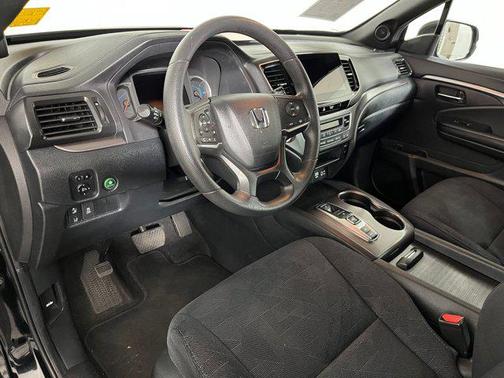 2022 Honda Pilot AWD Sport