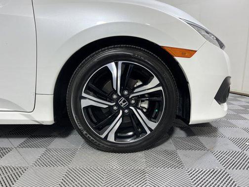 2018 Honda Civic Touring