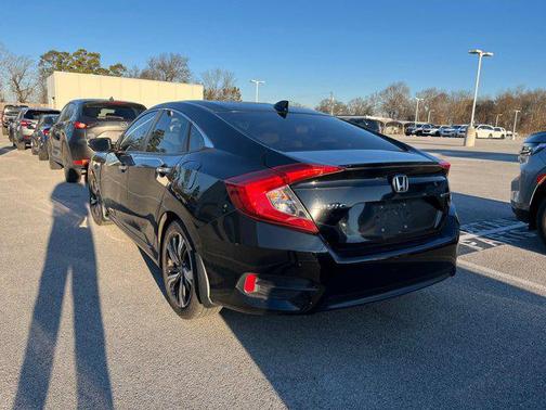 2018 Honda Civic Touring