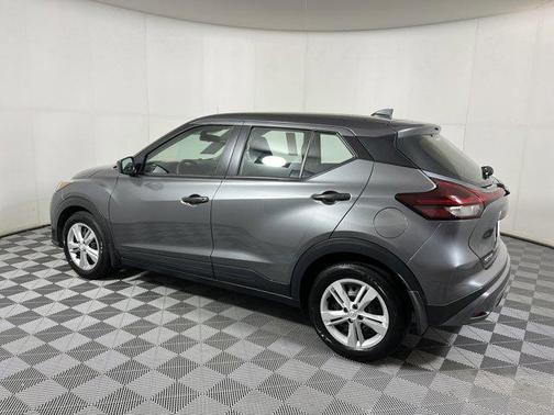 2023 Nissan Kicks S
