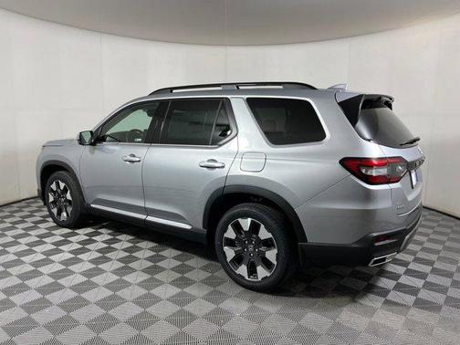 2026 Honda Pilot Touring 8-Passenger