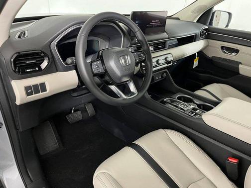 2026 Honda Pilot Touring 8-Passenger