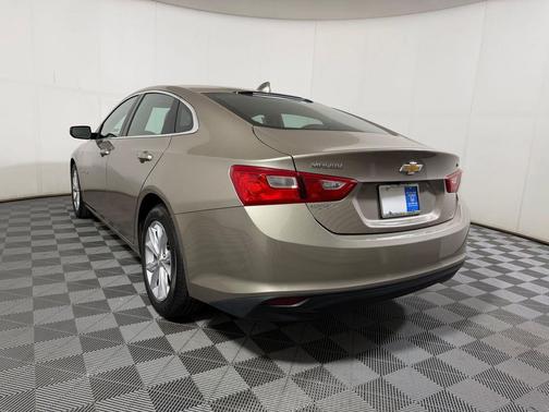 Mineral Gray Metallic 2023 Chevrolet Malibu FWD 1LT