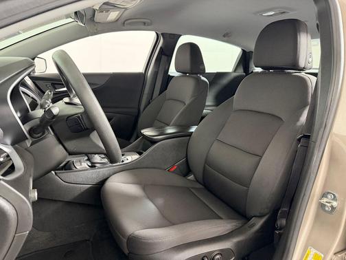 Mineral Gray Metallic 2023 Chevrolet Malibu FWD 1LT