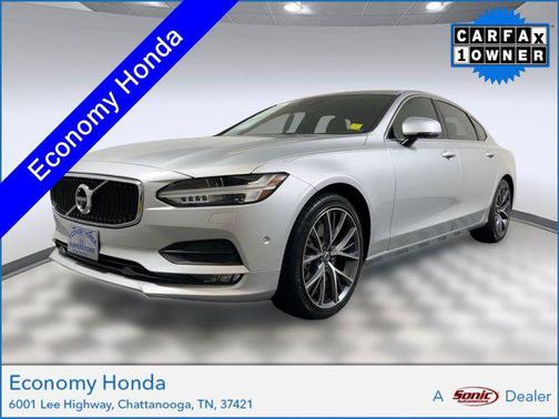 2018 Volvo S90 T6 Momentum