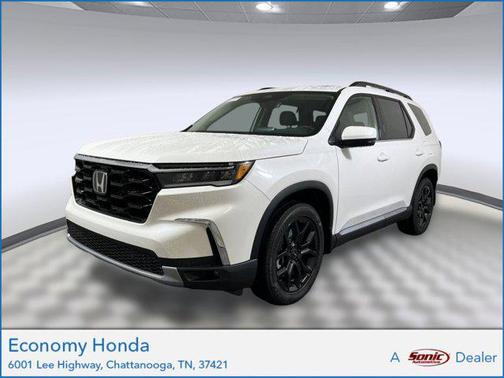 2025 Honda Pilot Touring 8-Passenger