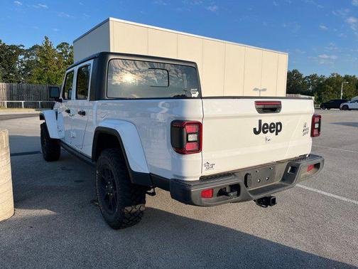 2024 Jeep Gladiator Willys