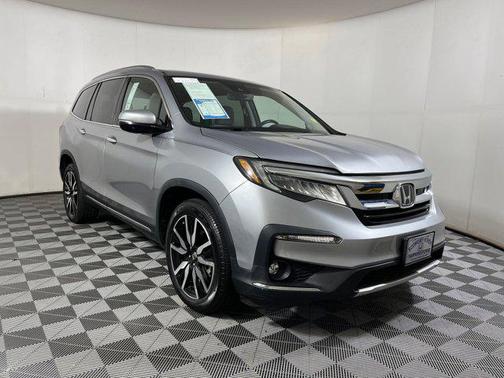 2019 Honda Pilot Touring 8-Passenger
