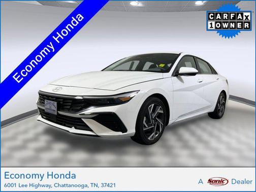 2025 Hyundai ELANTRA SEL