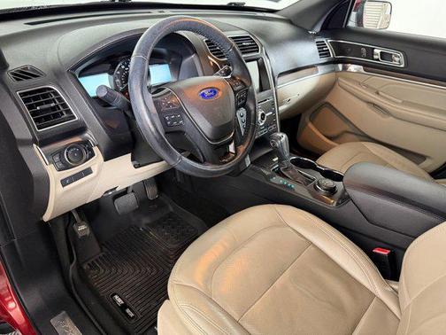 RUBY RED METALLIC TINTED CC 2018 Ford Explorer Limited
