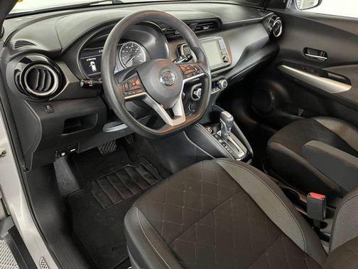 2019 Nissan Kicks SV