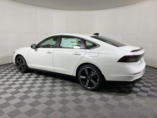 2025 Honda Accord Hybrid Base