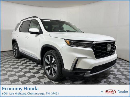 2025 Honda Pilot Touring 8-Passenger