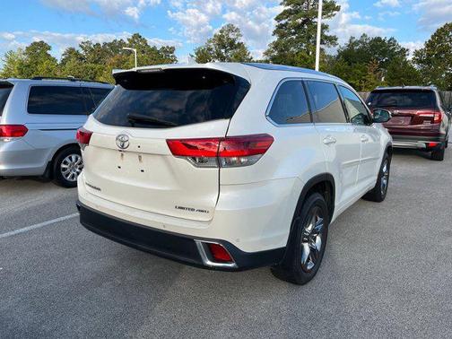 2017 Toyota Highlander Limited