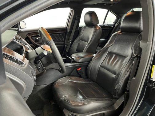 2015 Ford Taurus Limited