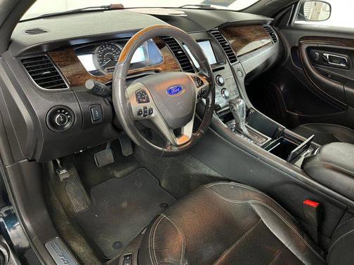 2015 Ford Taurus Limited