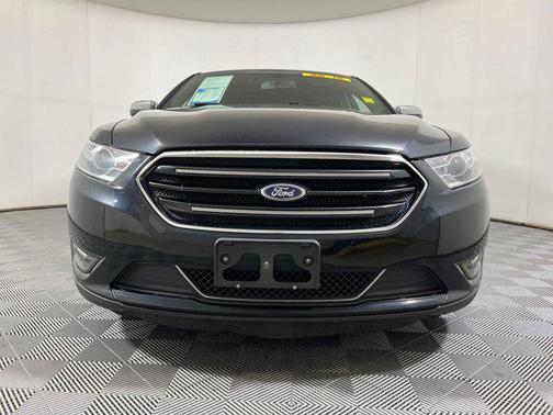 2015 Ford Taurus Limited