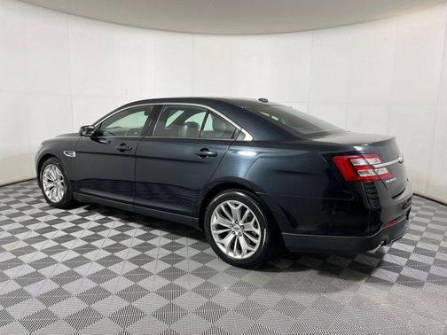 2015 Ford Taurus Limited