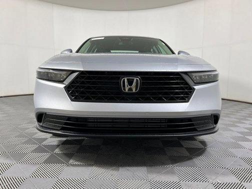 2025 Honda Accord LX 1.5T