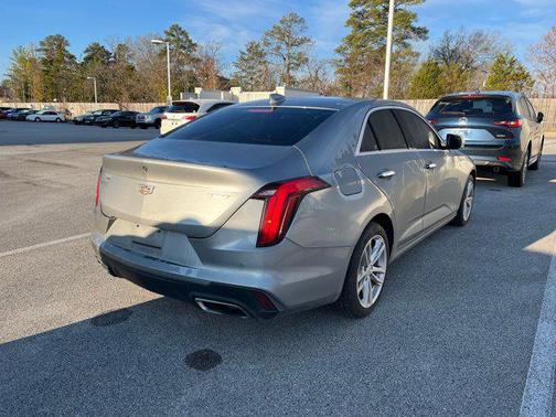 2023 Cadillac CT4 Luxury