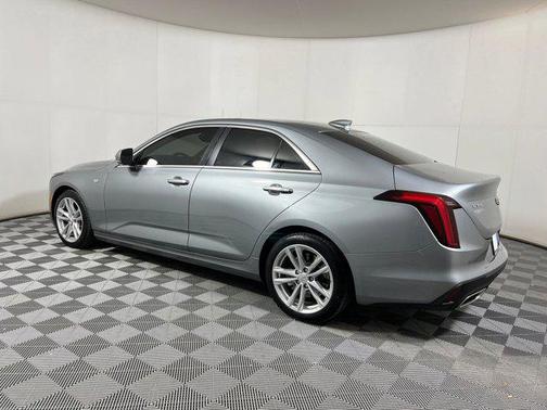 2023 Cadillac CT4 Luxury