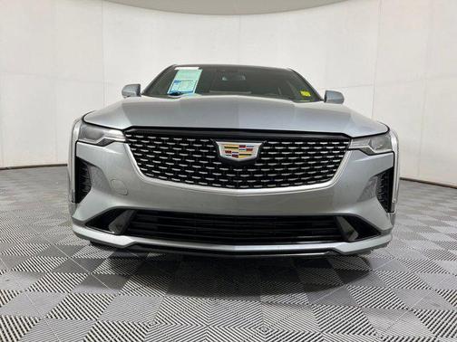 2023 Cadillac CT4 Luxury
