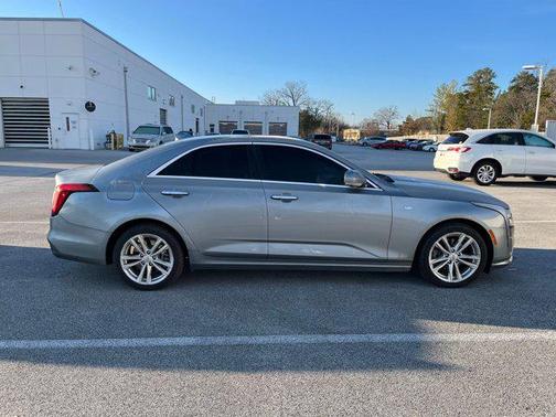 2023 Cadillac CT4 Luxury