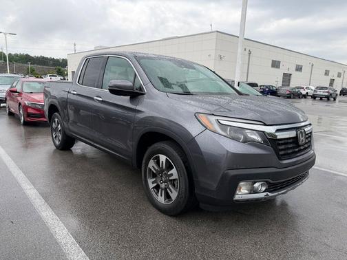 Modern Steel Metallic 2017 Honda Ridgeline RTL-E