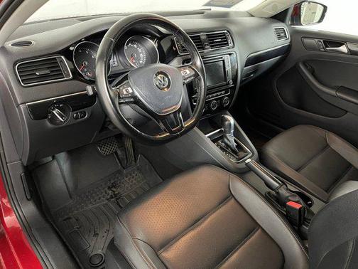 2017 Volkswagen Jetta 1.8T SEL