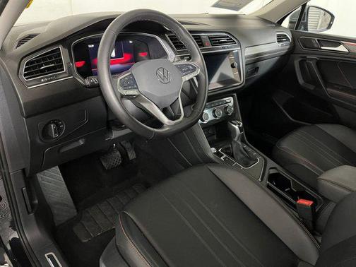 2024 Volkswagen Tiguan 2.0T Wolfsburg Edition