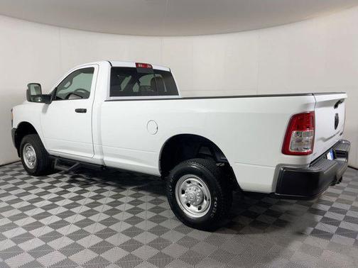 2024 RAM 2500 Tradesman Regular Cab 4x4 8' Box