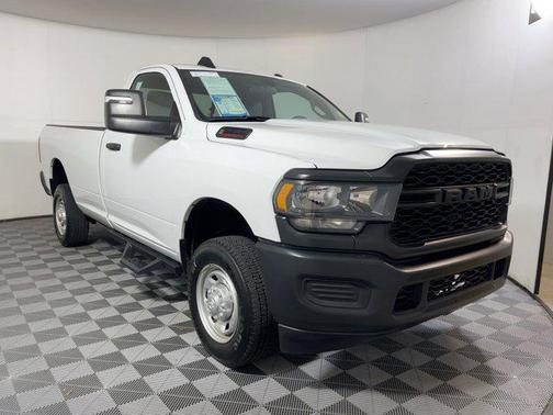 2024 RAM 2500 Tradesman Regular Cab 4x4 8' Box