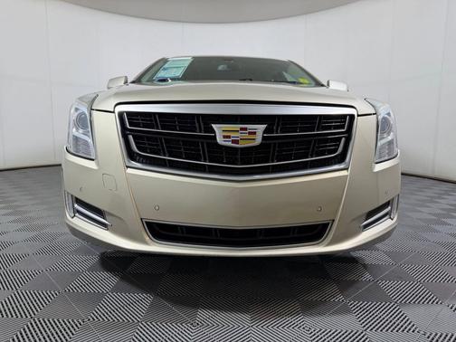 Silver Coast Metallic 2016 Cadillac XTS Luxury