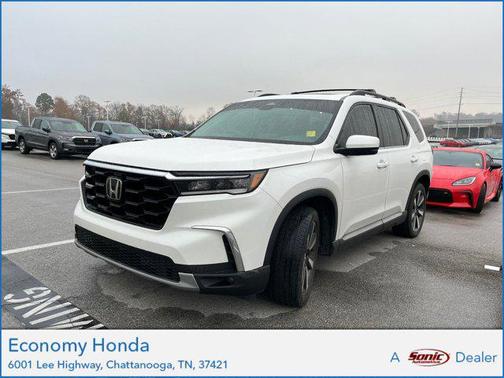 2023 Honda Pilot Touring 8-Passenger