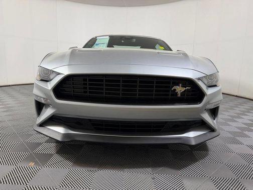 2021 Ford Mustang EcoBoost