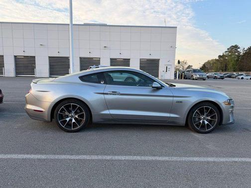 2021 Ford Mustang EcoBoost