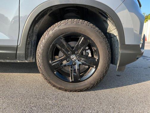 2023 Honda Ridgeline Black