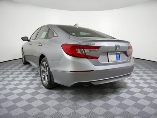 Lunar Silver Metallic 2018 Honda Accord EX-L