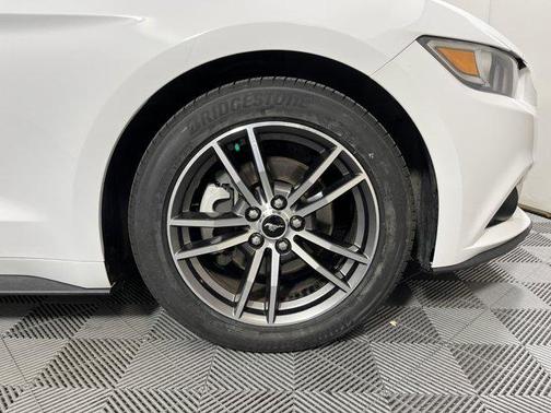 2017 Ford Mustang EcoBoost Premium