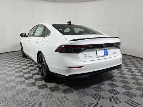 2025 Honda Accord Hybrid Base