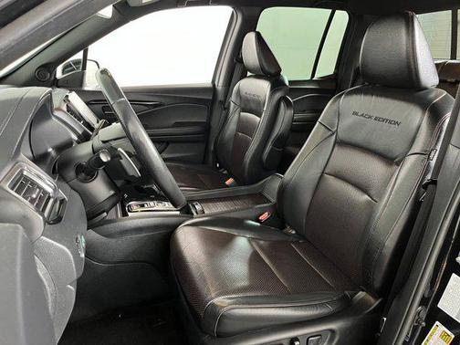 2023 Honda Ridgeline Black