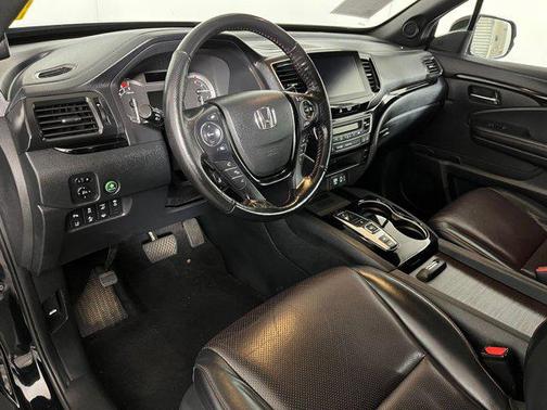 2023 Honda Ridgeline Black