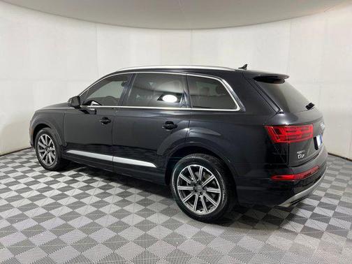 2017 Audi Q7 3.0T Prestige