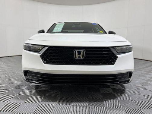 2023 Honda Accord Hybrid Base