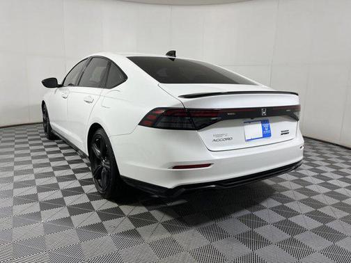 2023 Honda Accord Hybrid Base